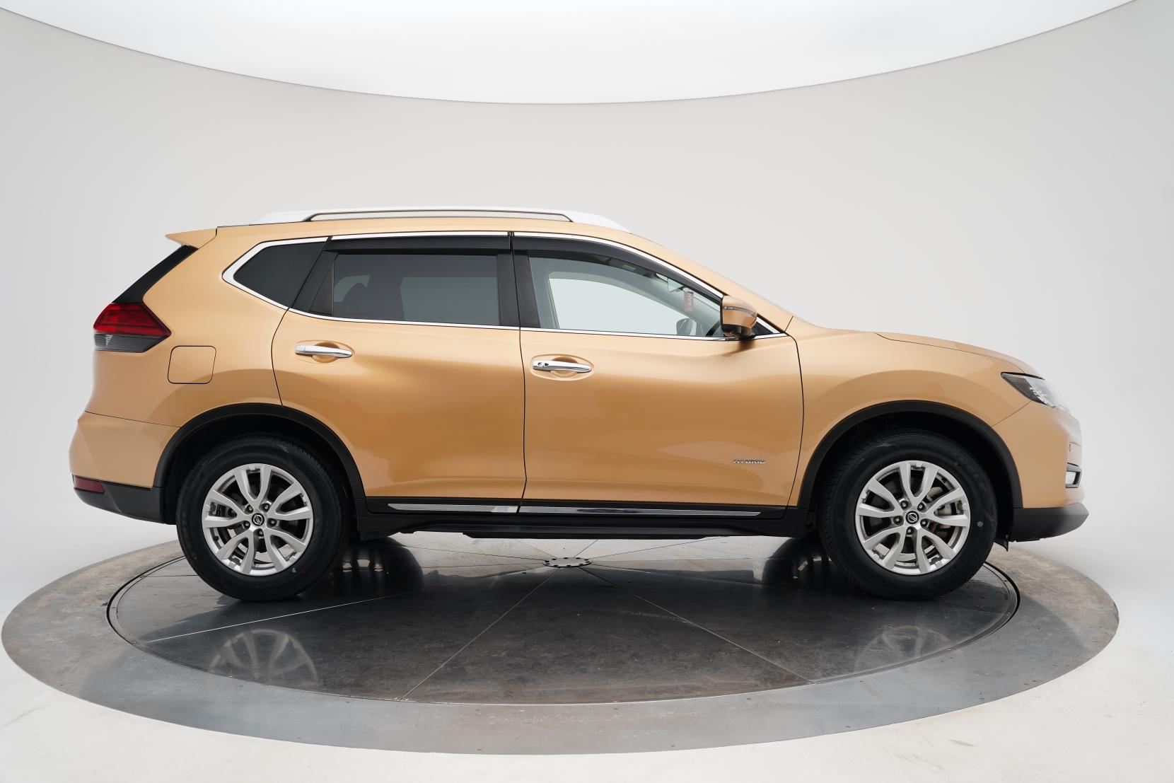 Nissan X-TRAIL 2.0 20XI HYBRID