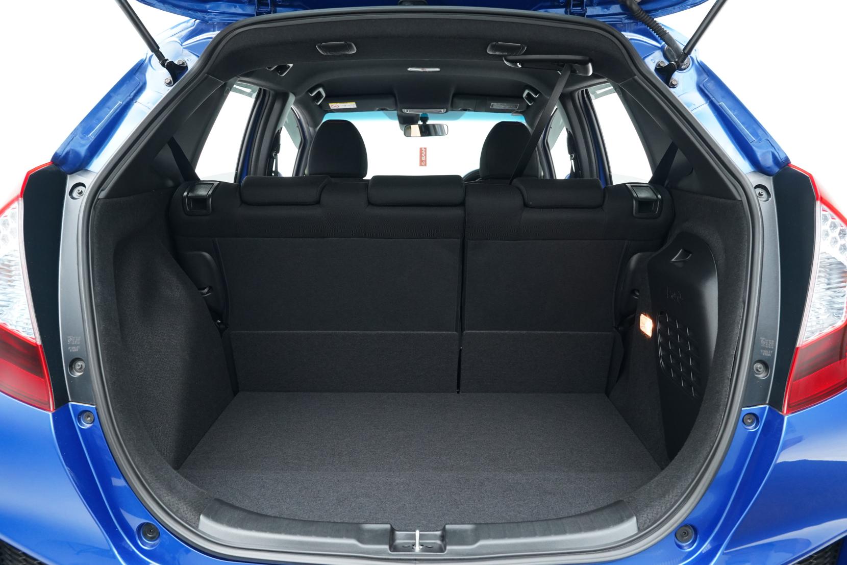 Honda Fit 1.5 HYBRID S PACKAGE