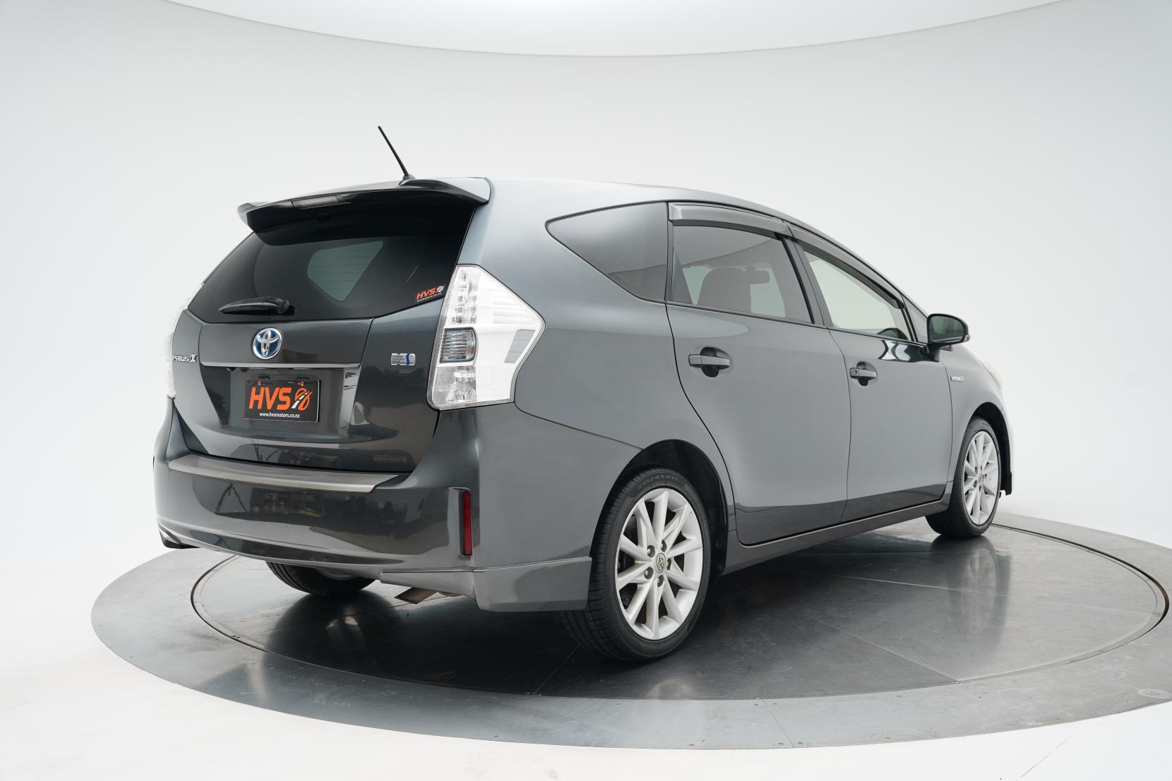 Toyota Prius 1.8 ALPHA S TOURING