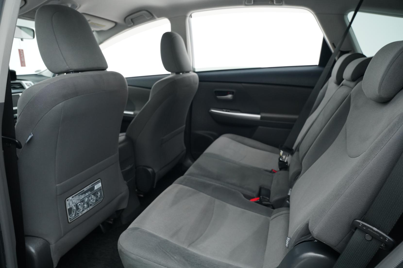 Toyota Prius 1.8 ALPHA S TOURING