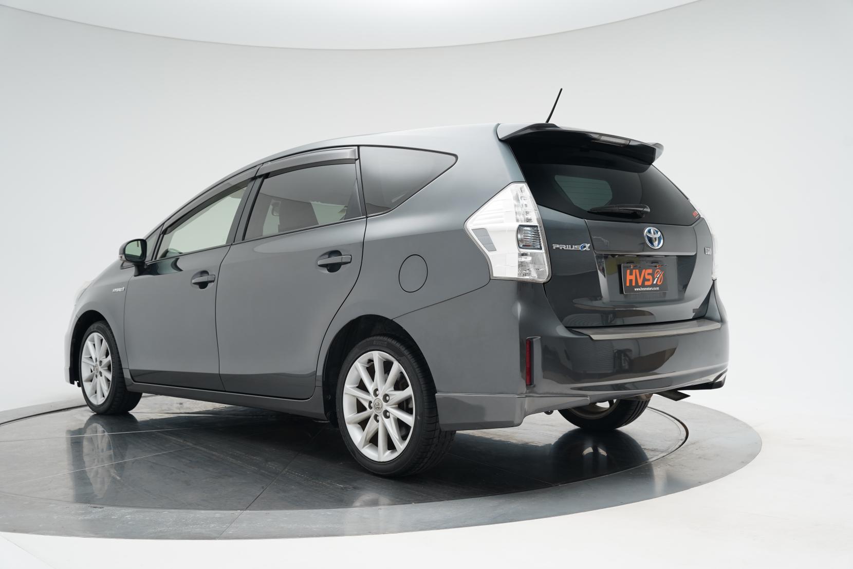 Toyota Prius 1.8 ALPHA S TOURING
