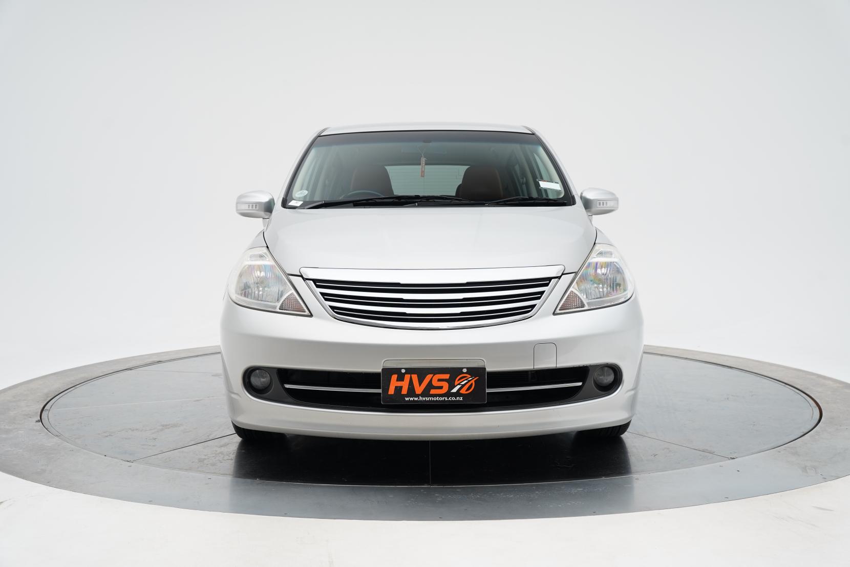 Nissan Tiida 1.5 LATIO Axis