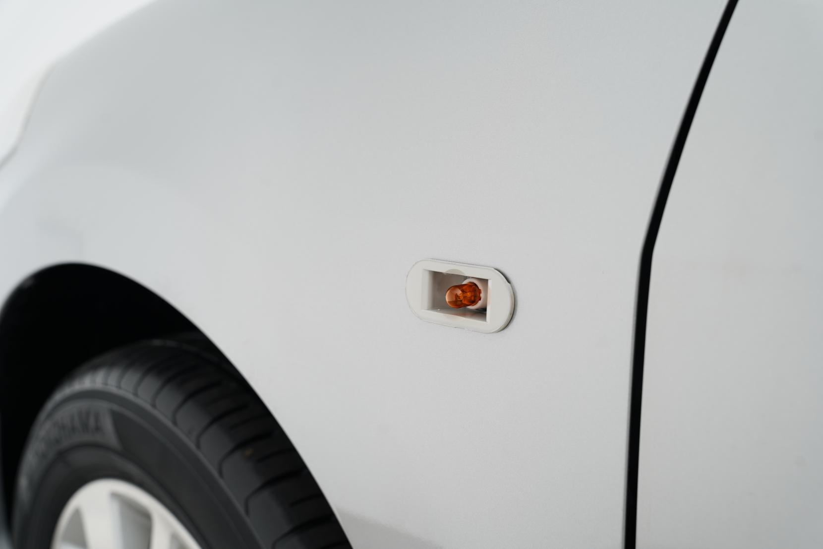 Nissan Tiida 1.5 LATIO Axis