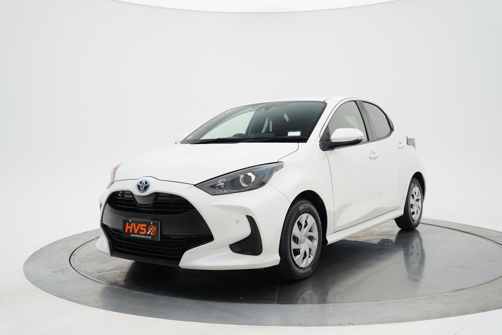 Toyota Yaris Hybrid X