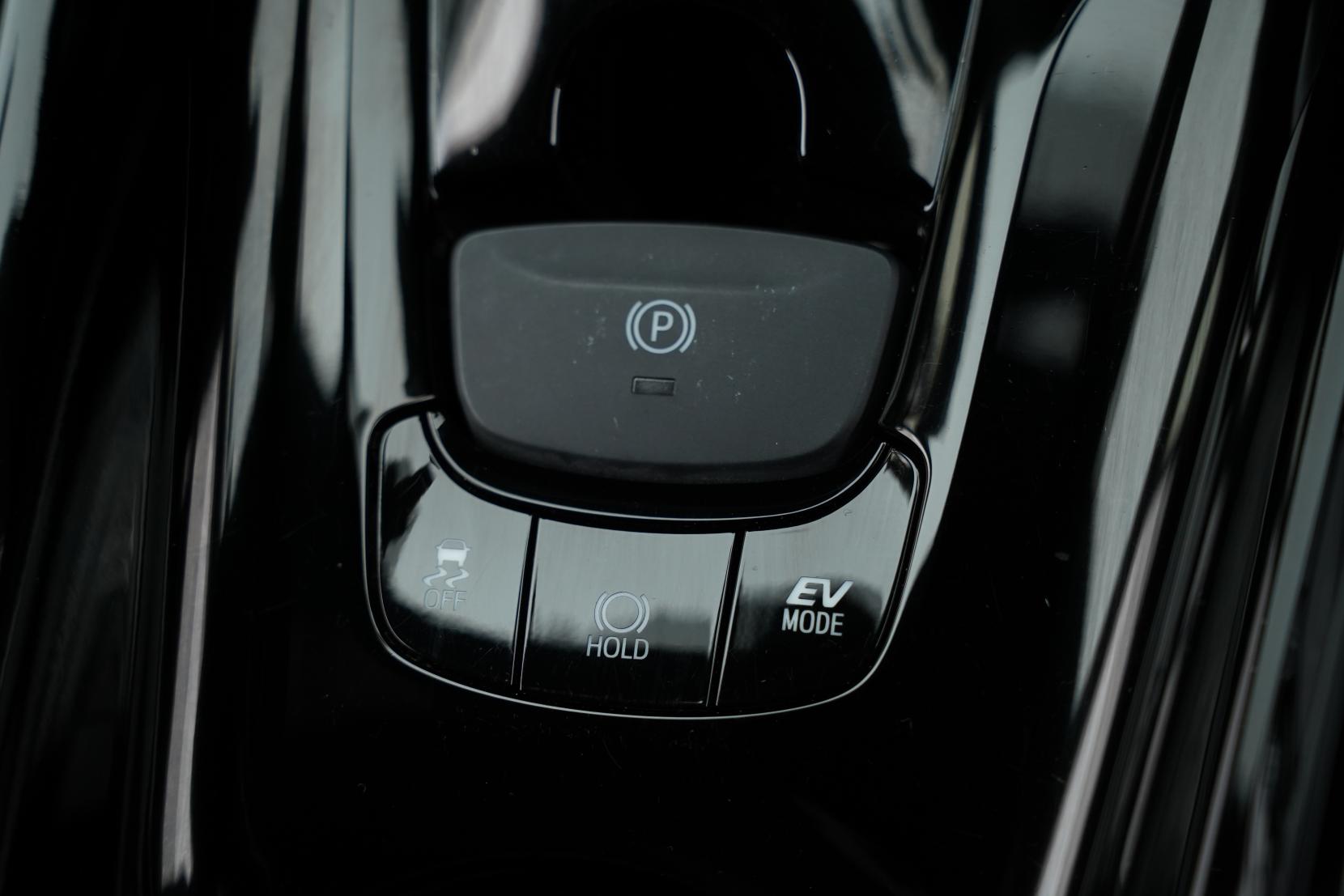 Toyota C-HR 1.8 G Hybrid Facelift