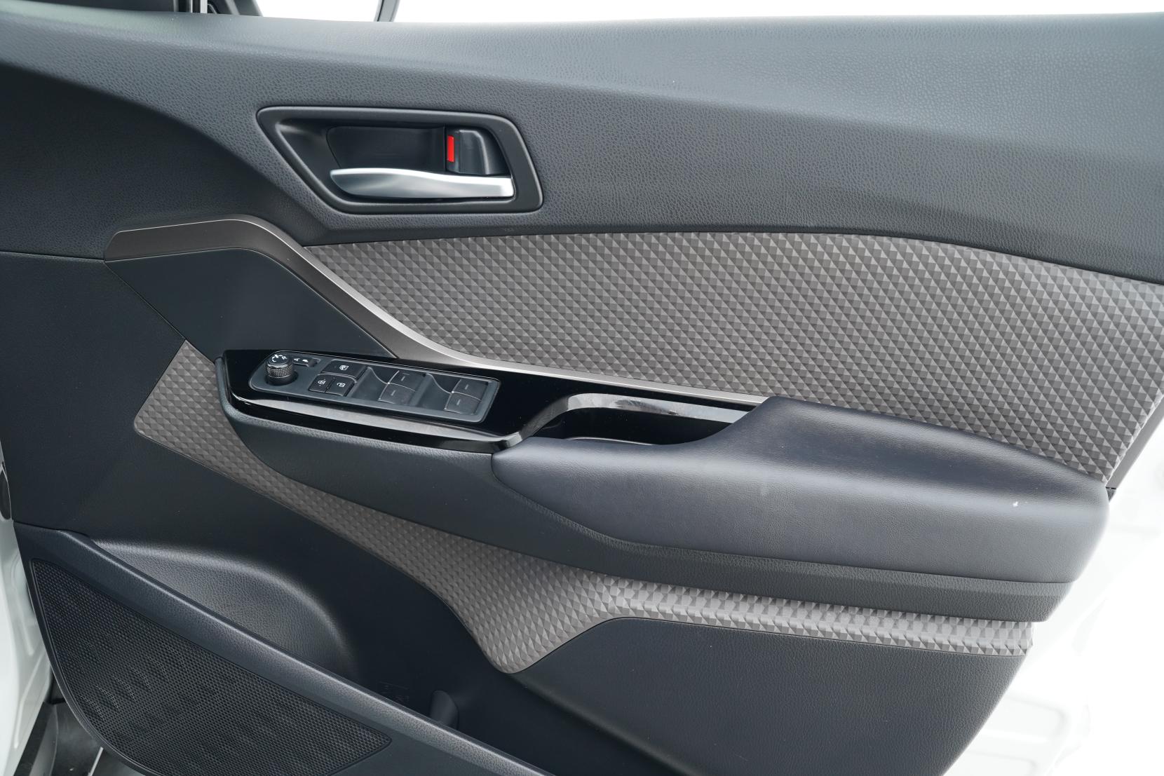 Toyota C-HR 1.8 G Hybrid Facelift