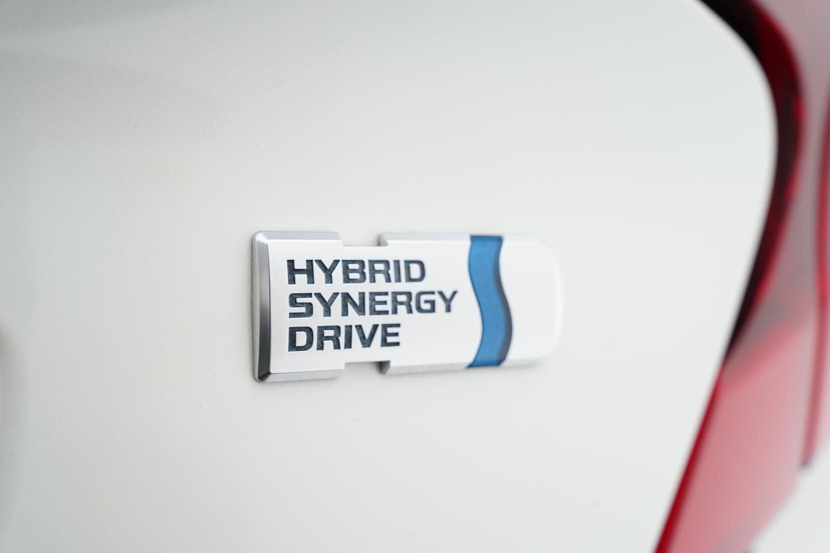 Toyota C-HR 1.8 G Hybrid Facelift