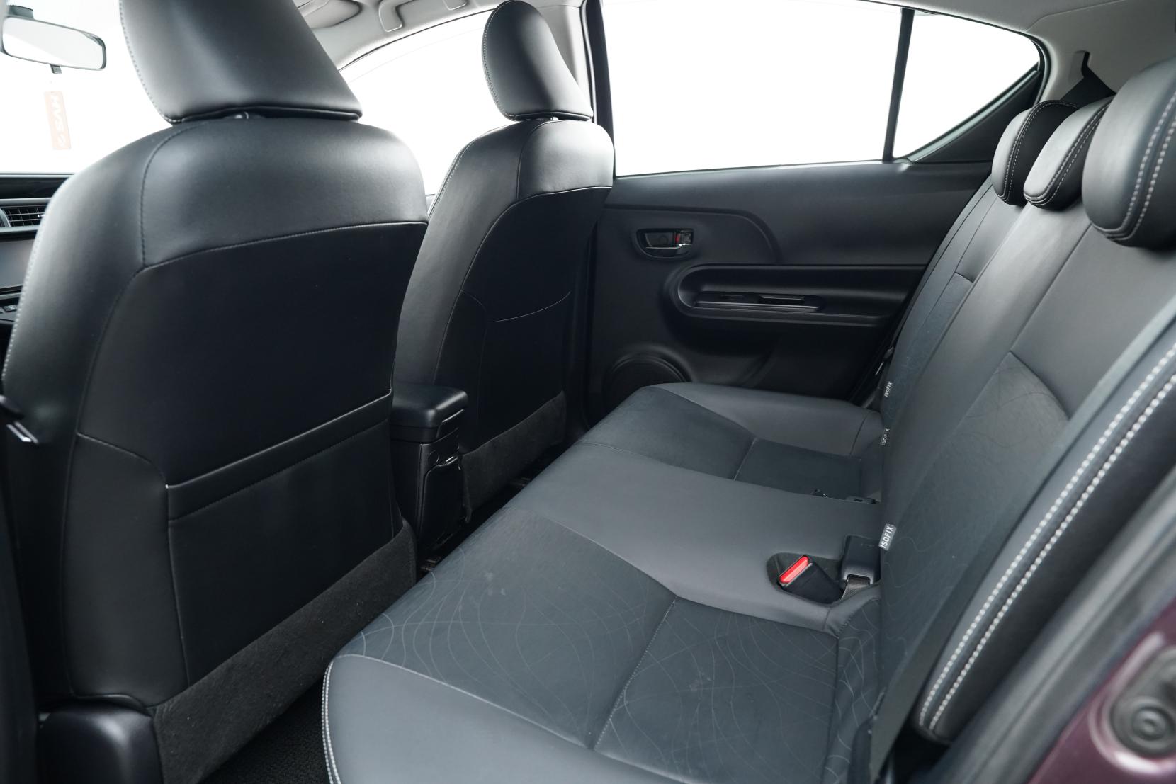 Toyota Aqua 1.5 G BLACK SOFT LEATHER SELECTION