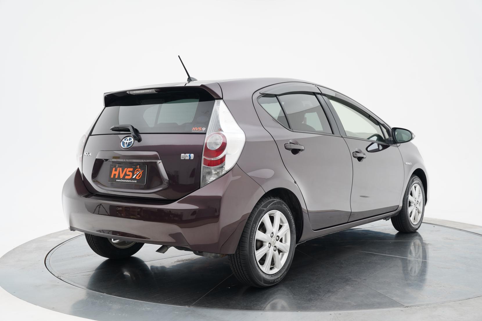 Toyota Aqua 1.5 G BLACK SOFT LEATHER SELECTION