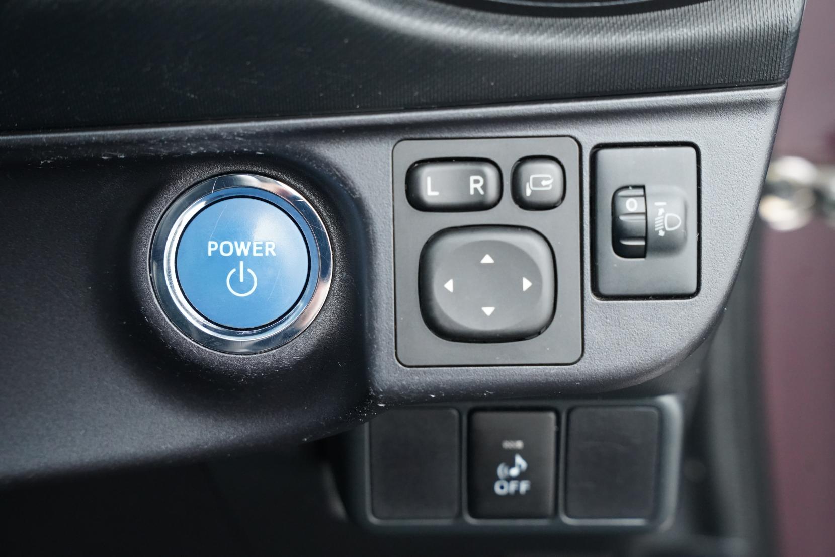 Toyota Aqua 1.5 G BLACK SOFT LEATHER SELECTION