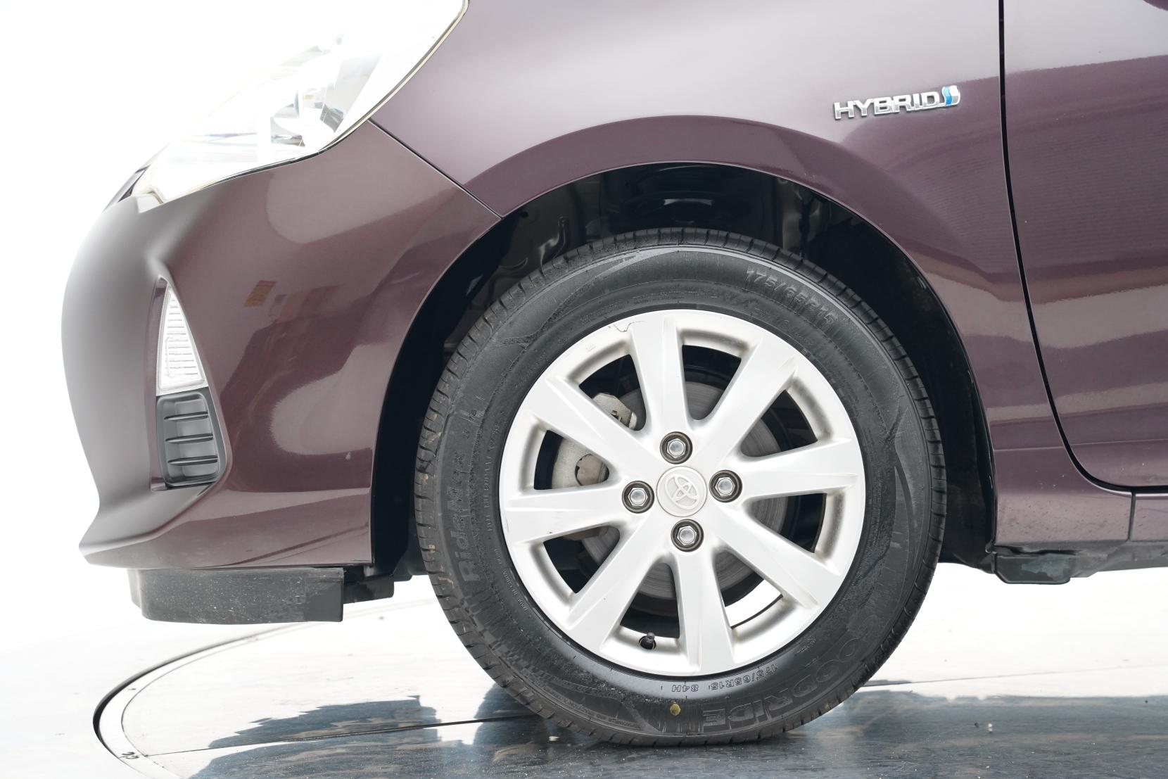 Toyota Aqua 1.5 G BLACK SOFT LEATHER SELECTION