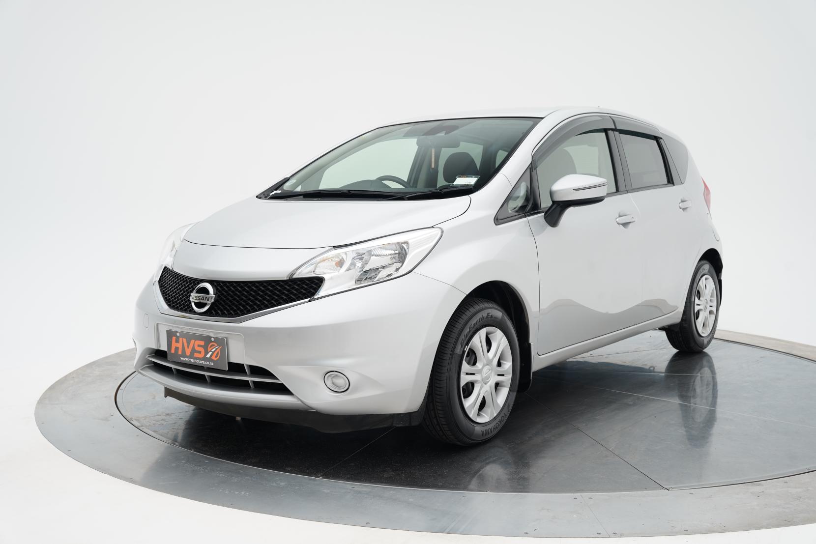 Nissan Note (2004–present) X