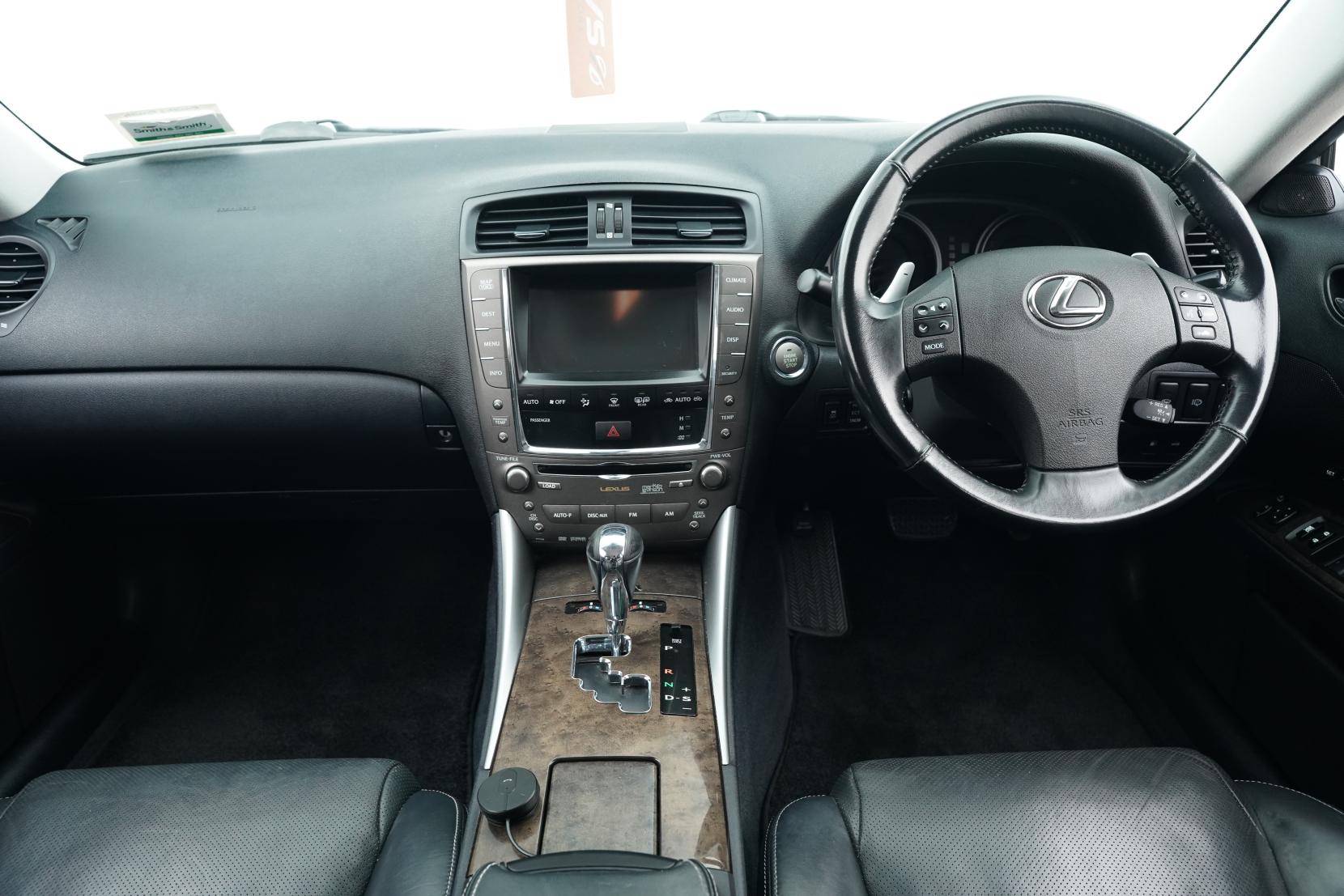Lexus IS 2.5 LA21 USE20L