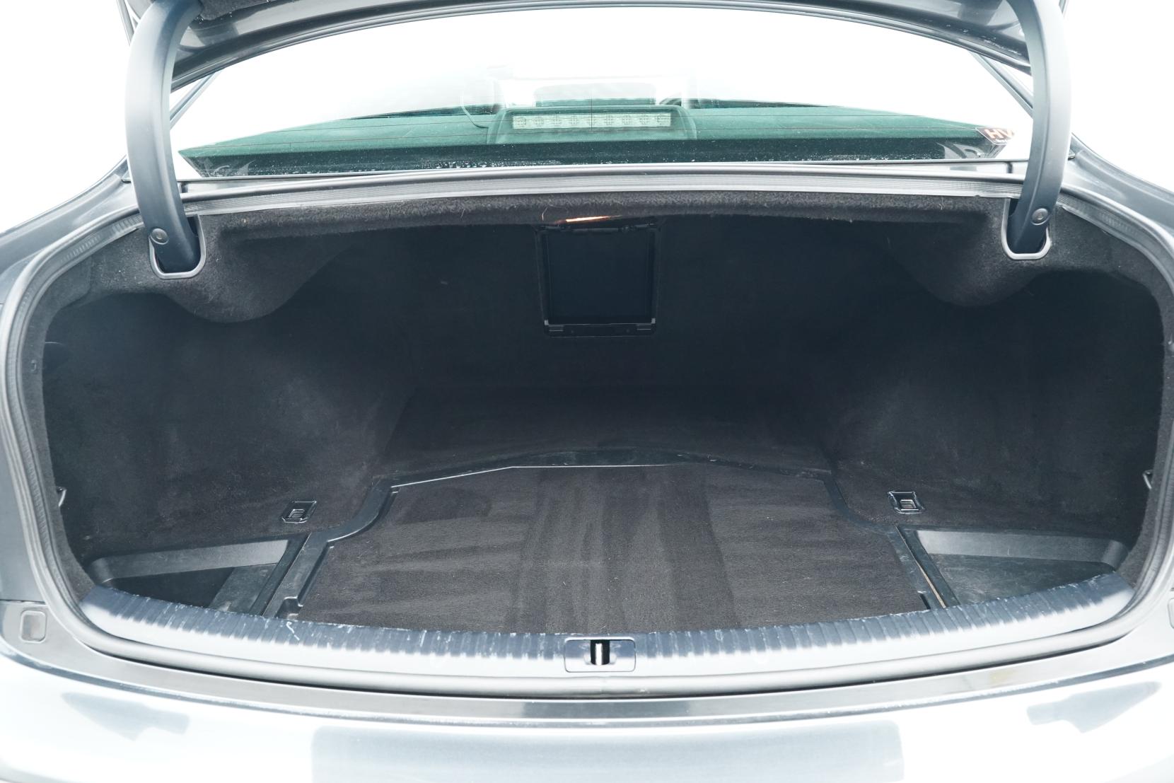 Lexus IS 2.5 LA21 USE20L