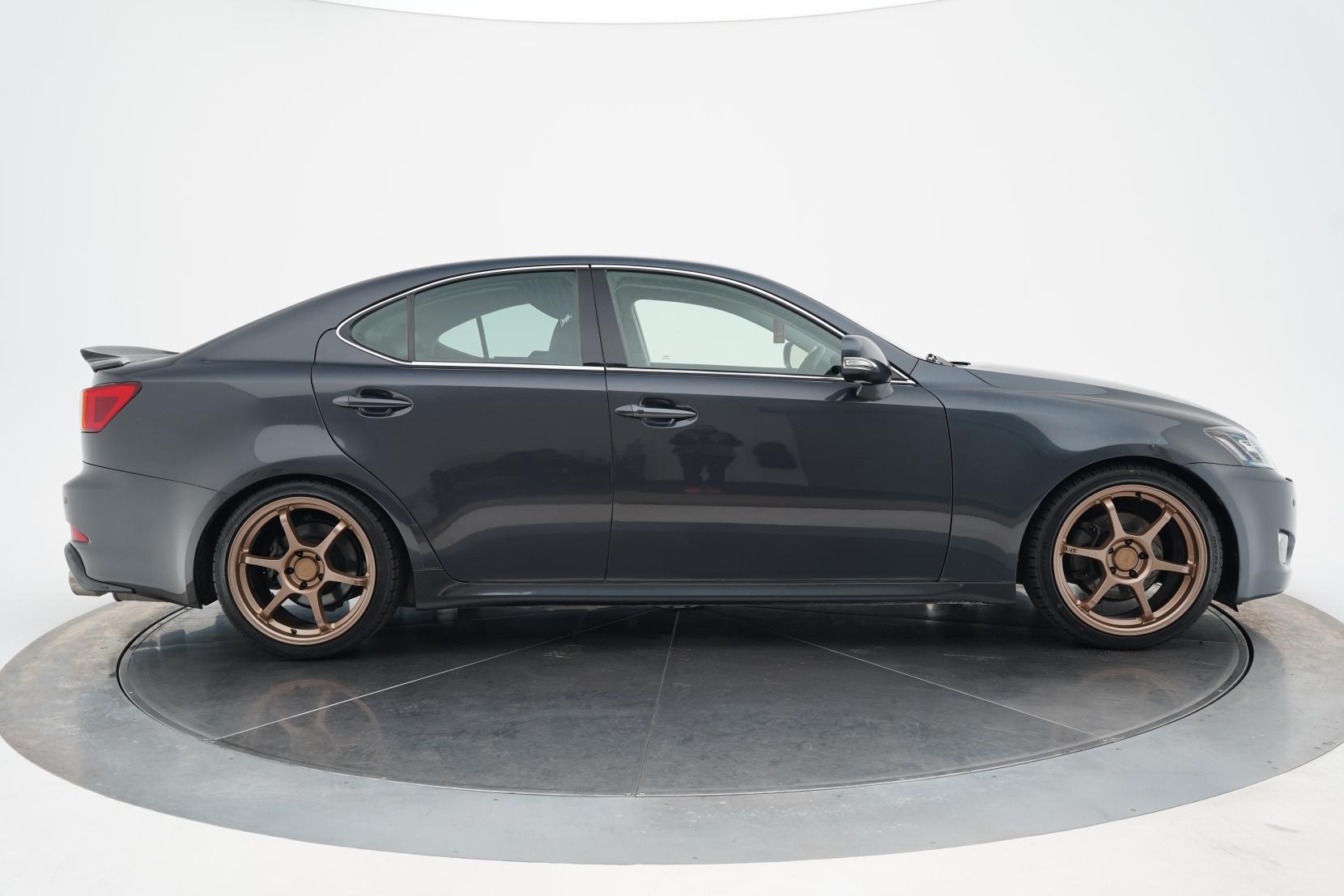 Lexus IS 2.5 LA21 USE20L