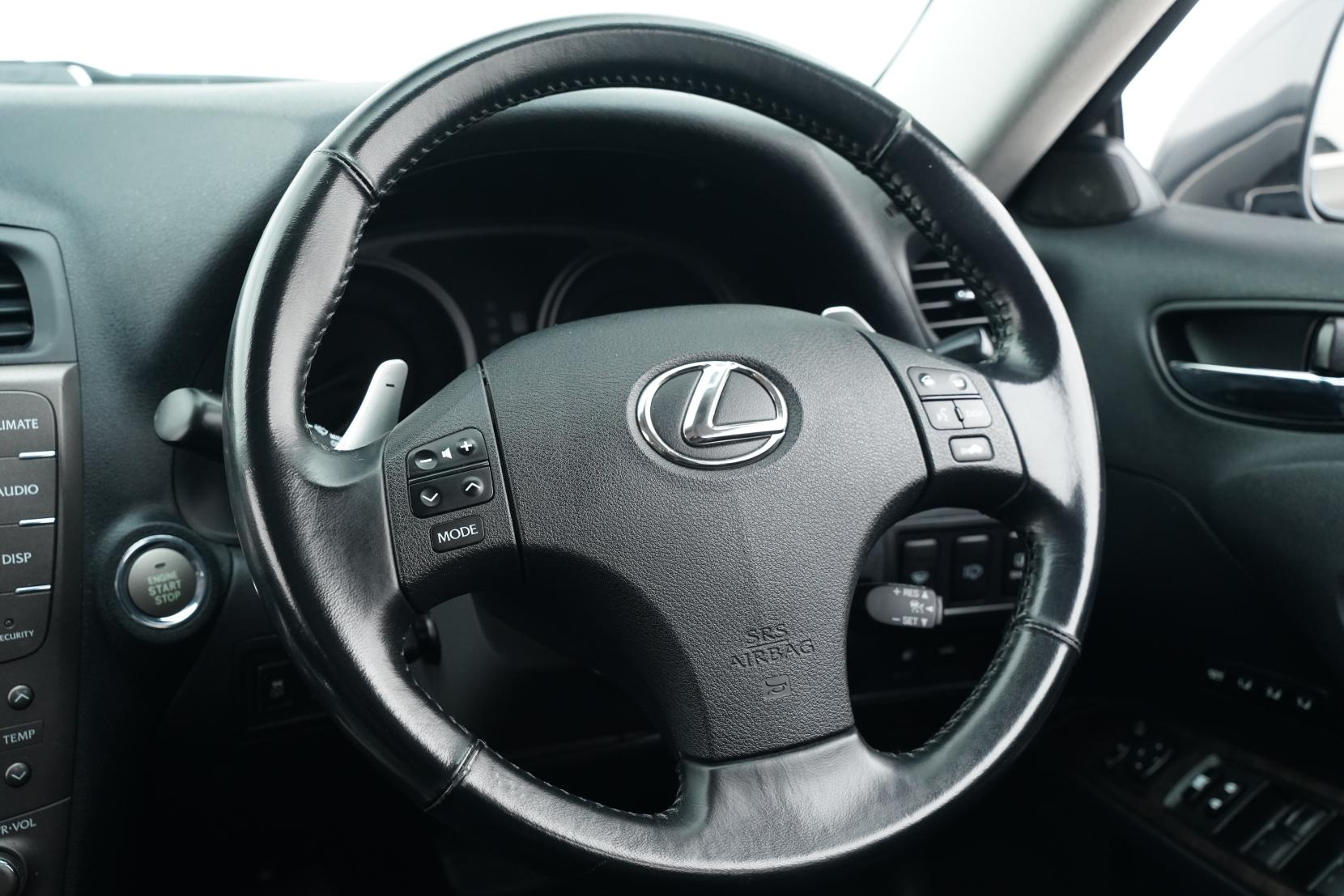 Lexus IS 2.5 LA21 USE20L