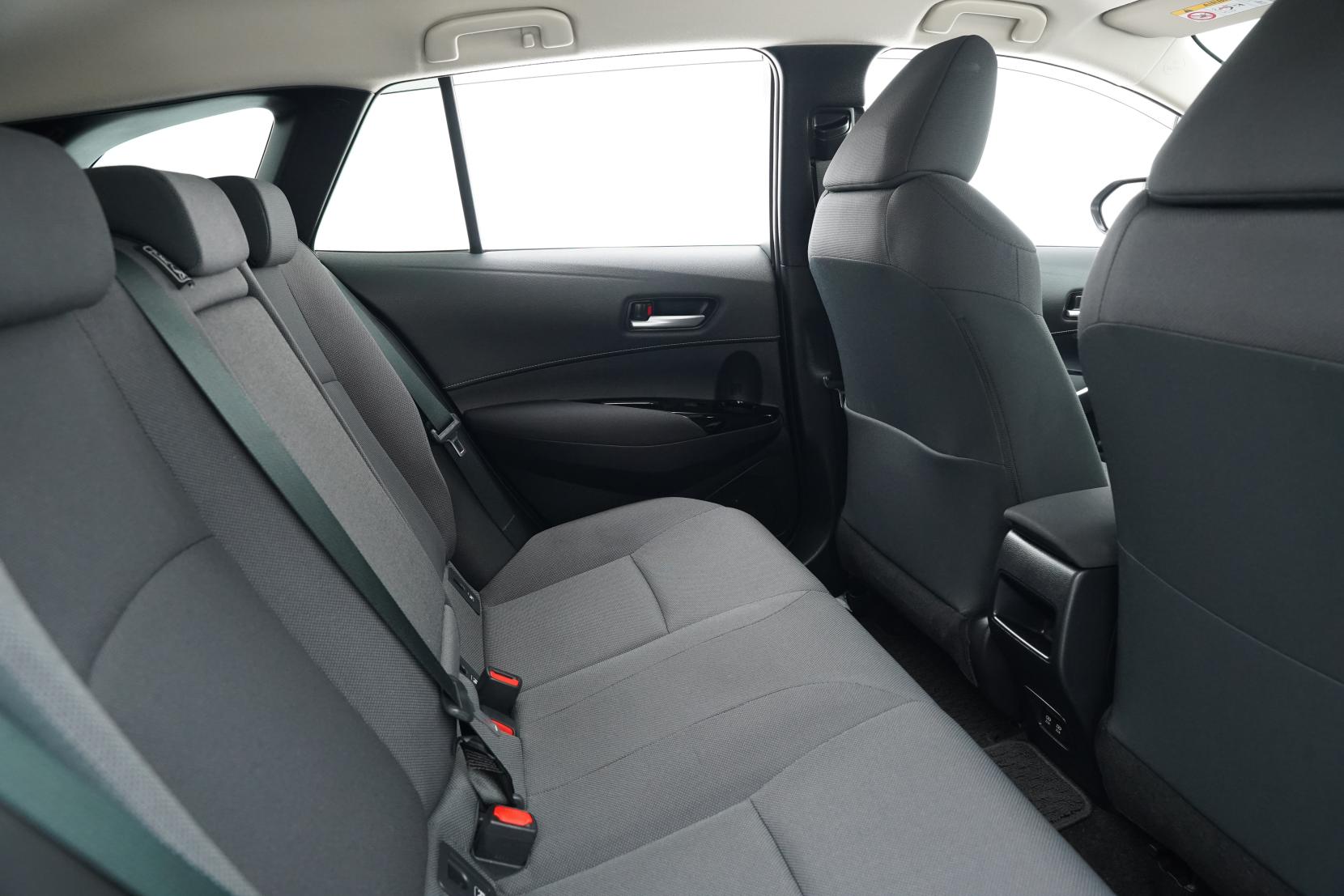 Toyota Corolla 1.8 Touring Wagon Hybrid S