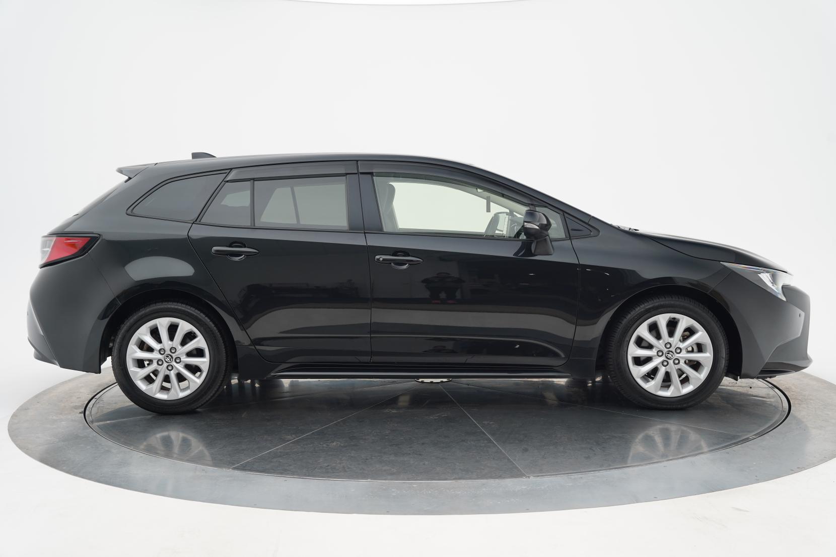 Toyota Corolla 1.8 Touring Wagon Hybrid S