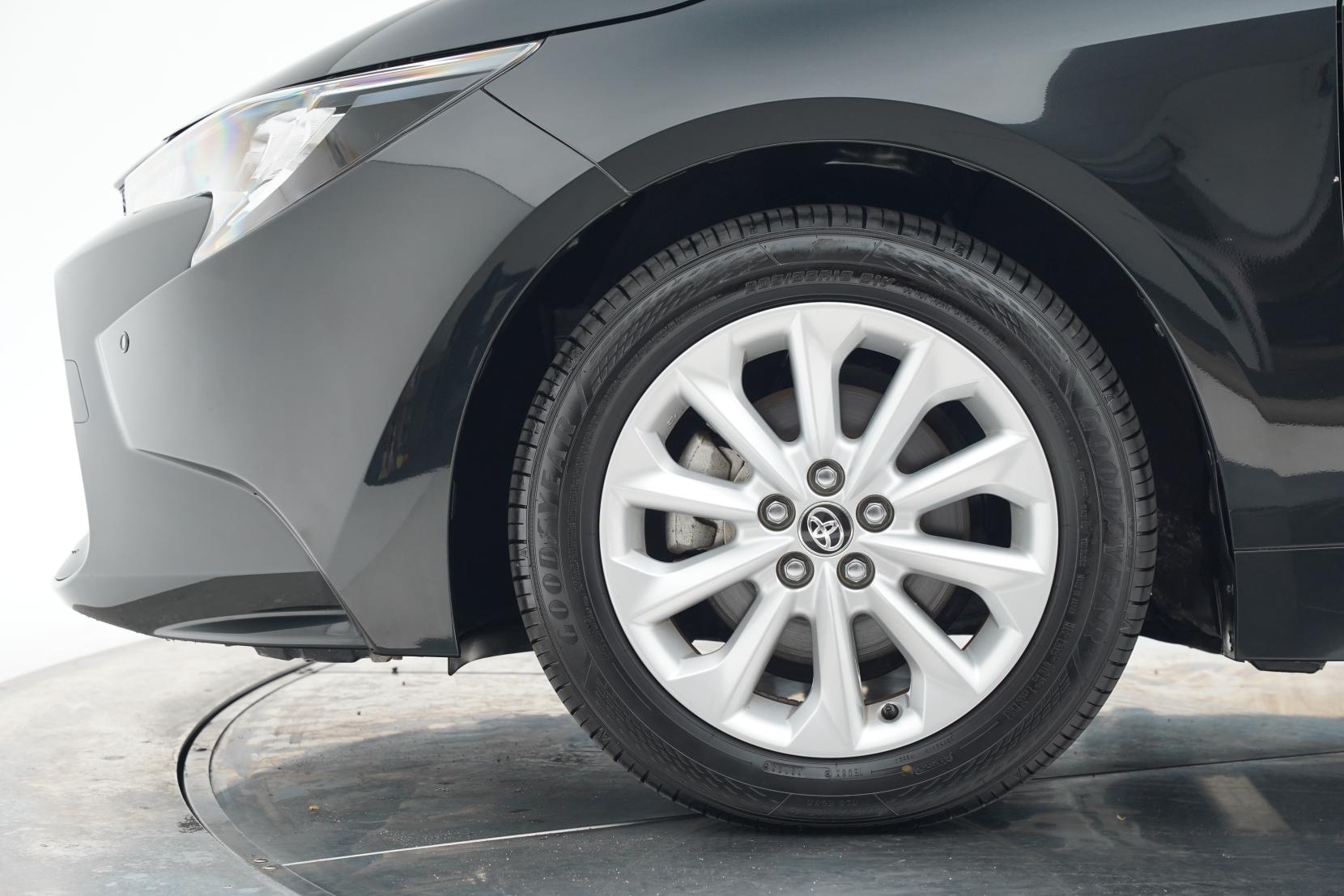 Toyota Corolla 1.8 Touring Wagon Hybrid S