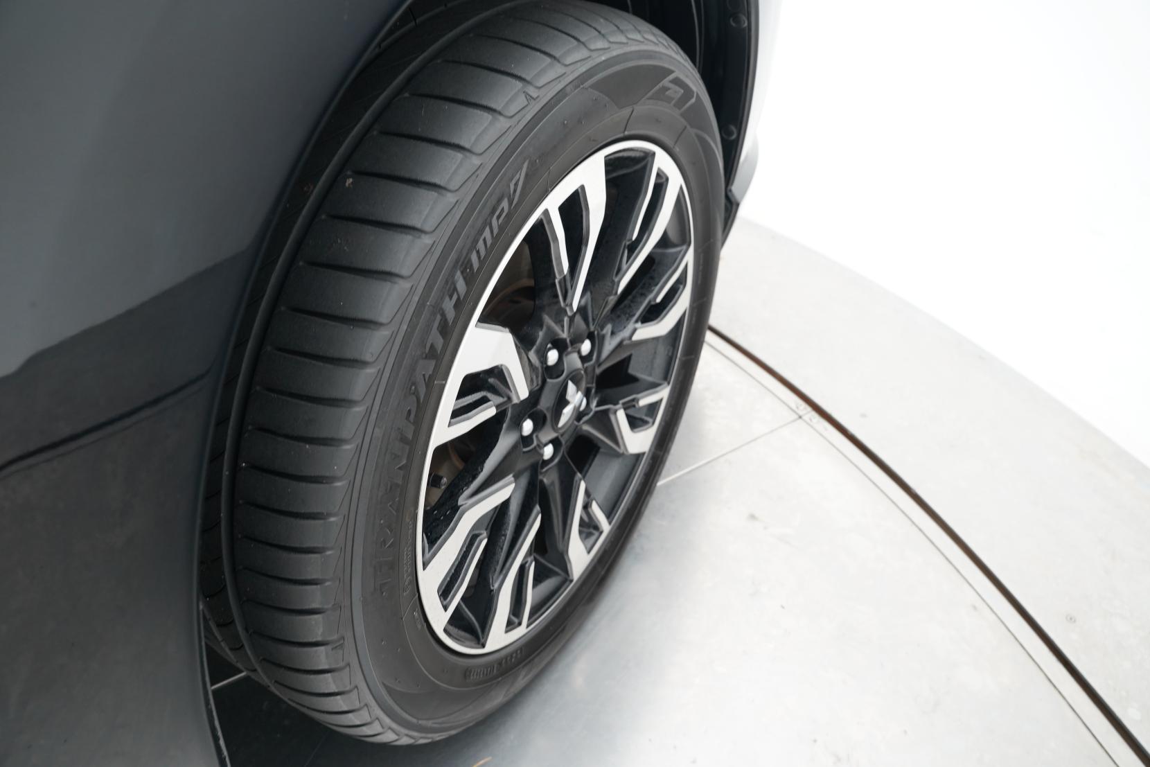 Mitsubishi Outlander 2.0 PHEV 4WD G SAFETY PACKAGE