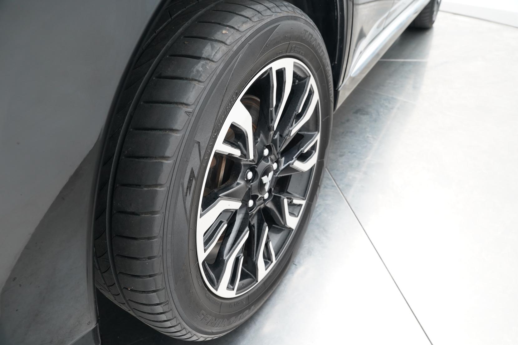 Mitsubishi Outlander 2.0 PHEV 4WD G SAFETY PACKAGE