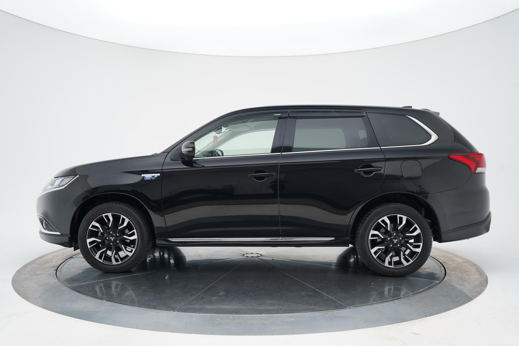 Mitsubishi Outlander 2.0 PHEV 4WD G SAFETY PACKAGE