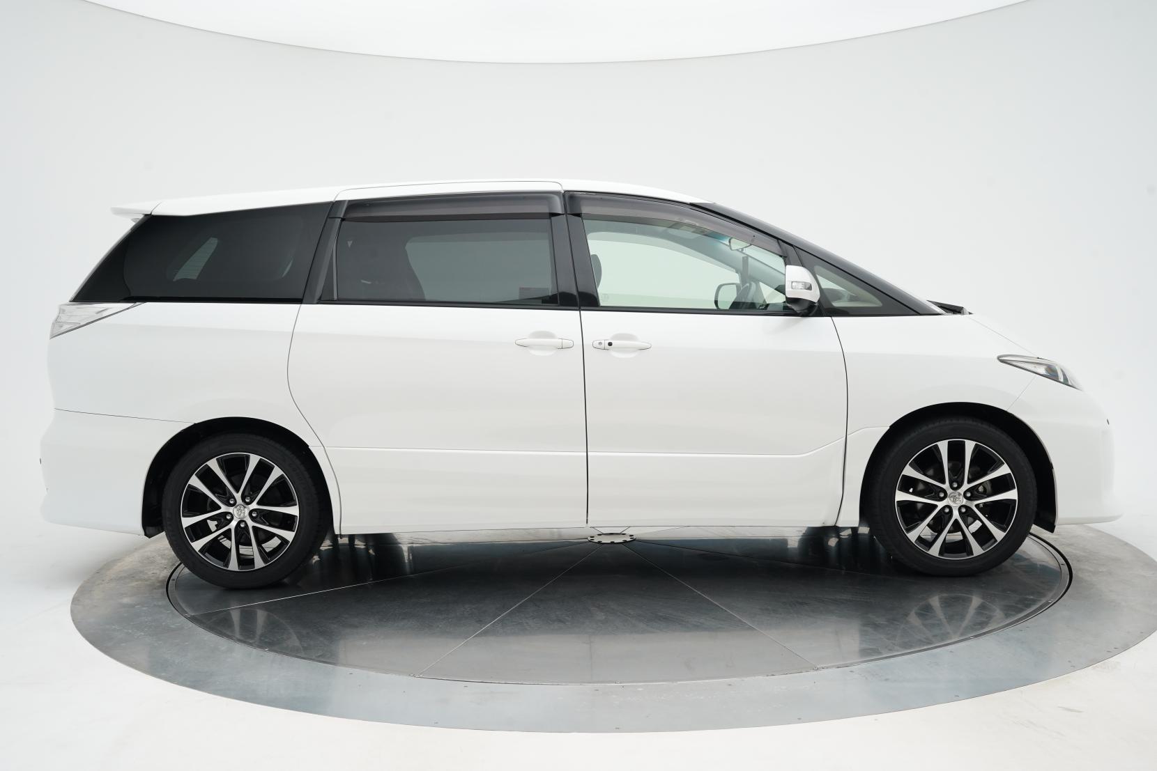 Toyota Estima 2.4 AERAS