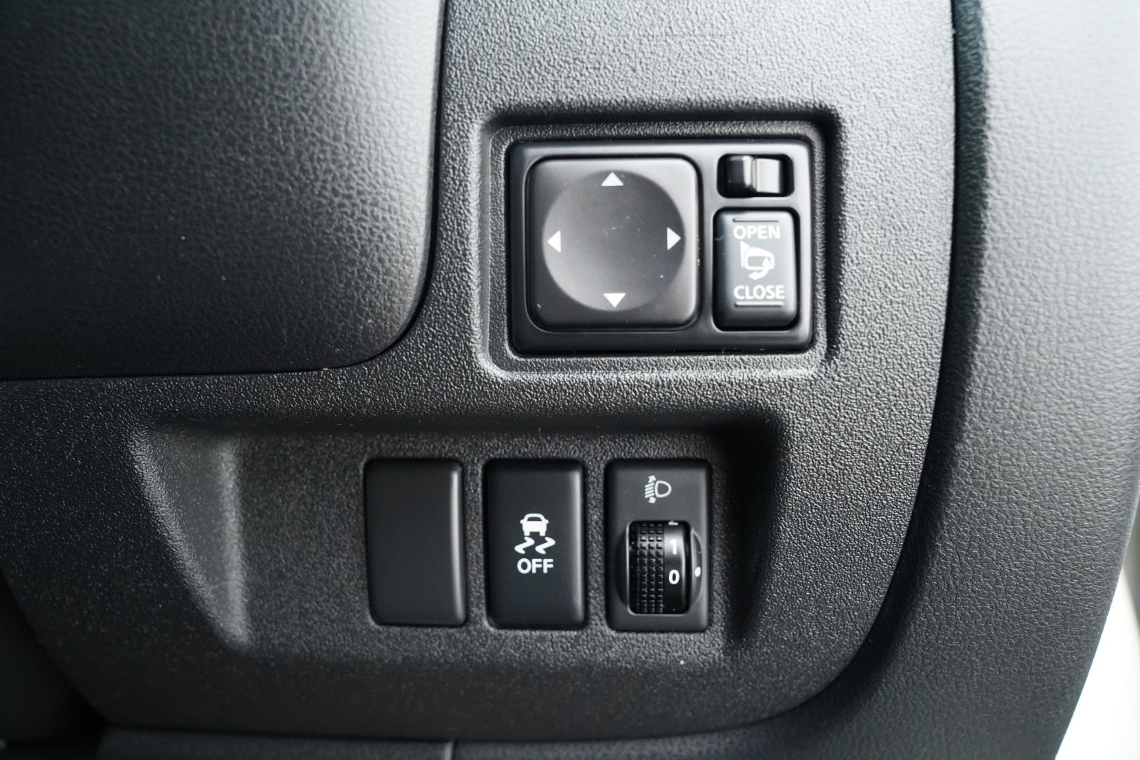 Nissan MARCH 1.2 S