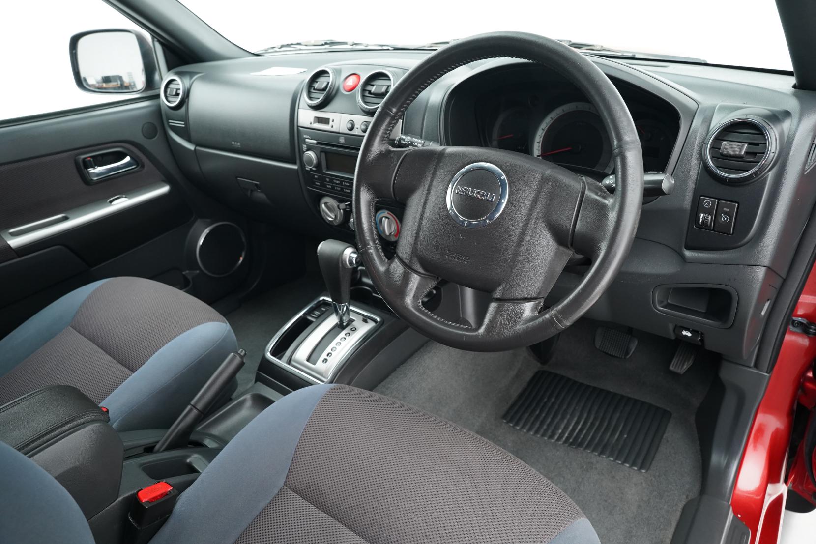 Isuzu D-Max 3.0 LS AUTO 4WD