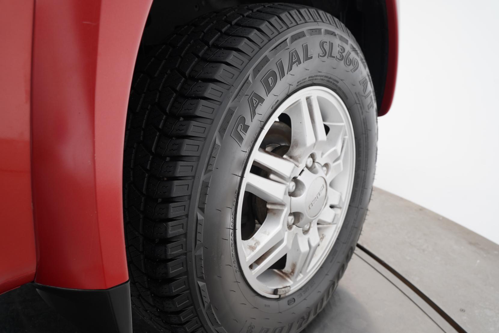 Isuzu D-Max 3.0 LS AUTO 4WD