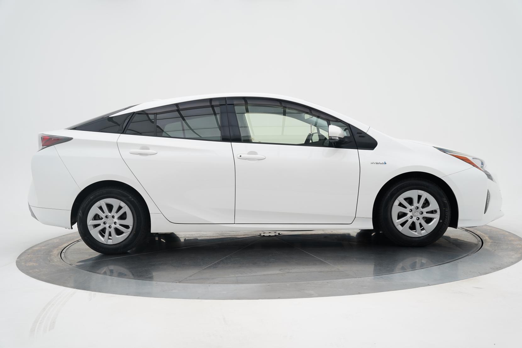 Toyota Prius 1.8 Hybrid S