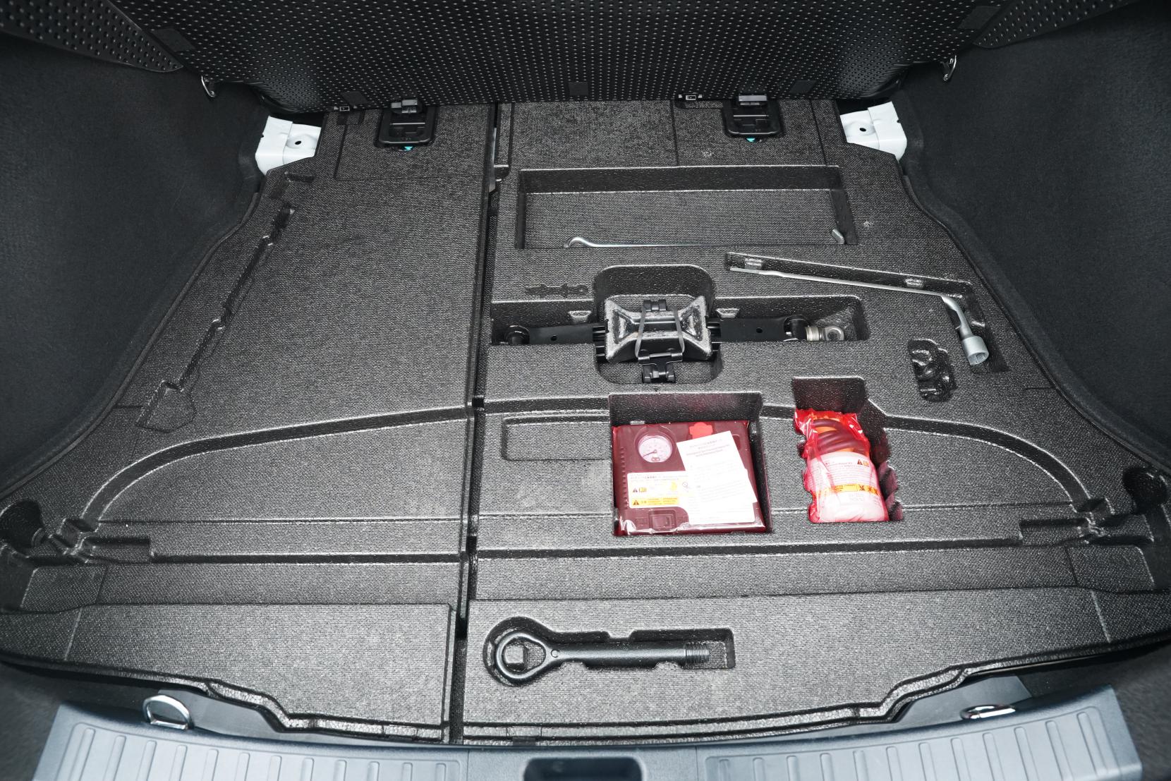 Toyota Prius 1.8 Hybrid S