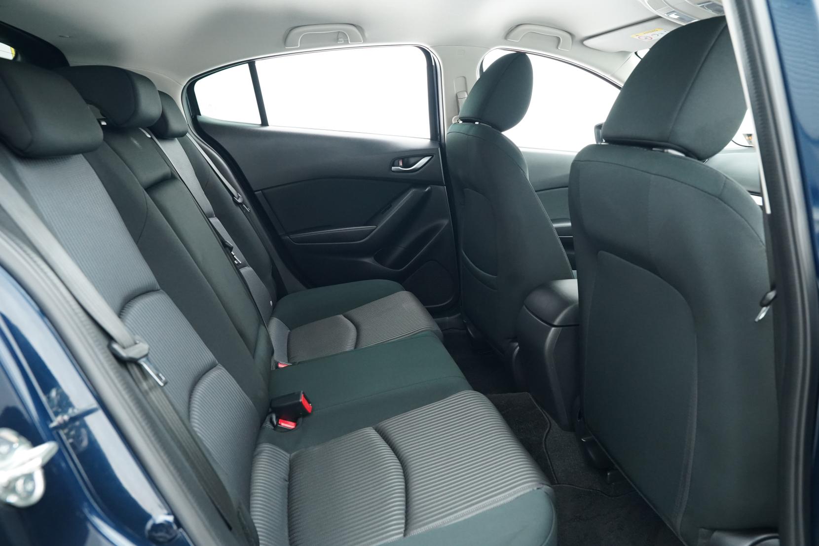 Mazda Axela SPORT 20S TOURING