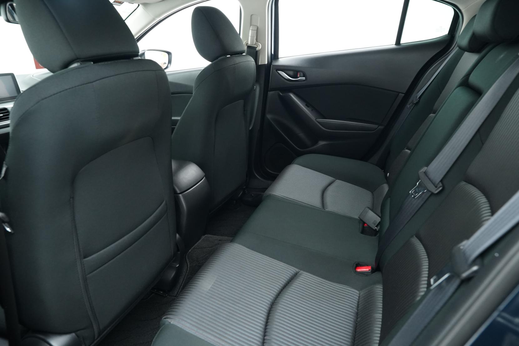 Mazda Axela SPORT 20S TOURING