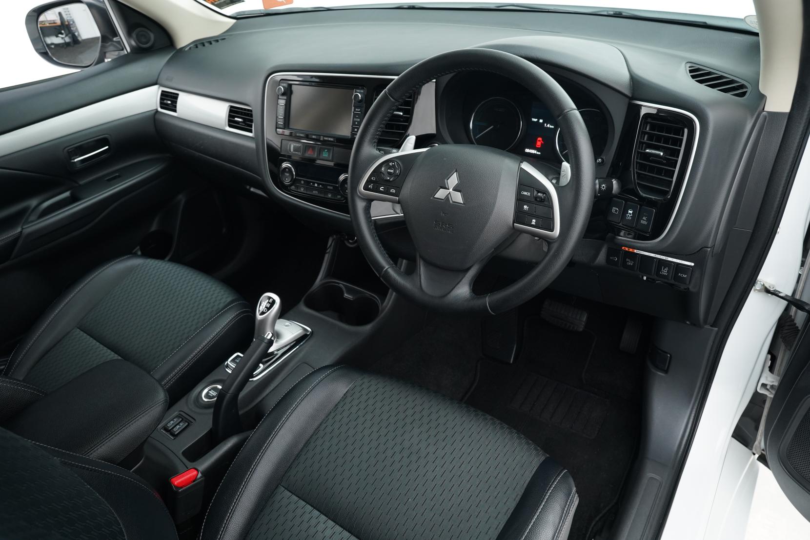 Mitsubishi Outlander 2.4 PHEV 4WD G