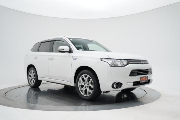 Mitsubishi Outlander 2.4 PHEV 4WD G