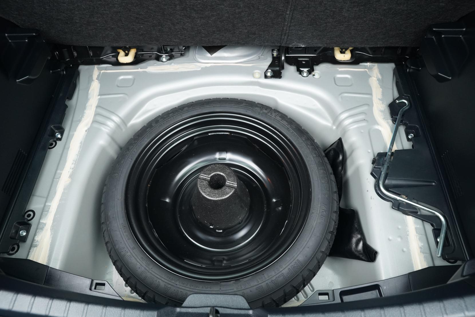 Toyota Vitz 1.3 F
