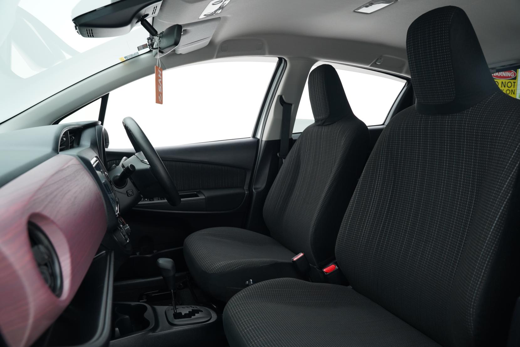 Toyota Vitz 1.3 F