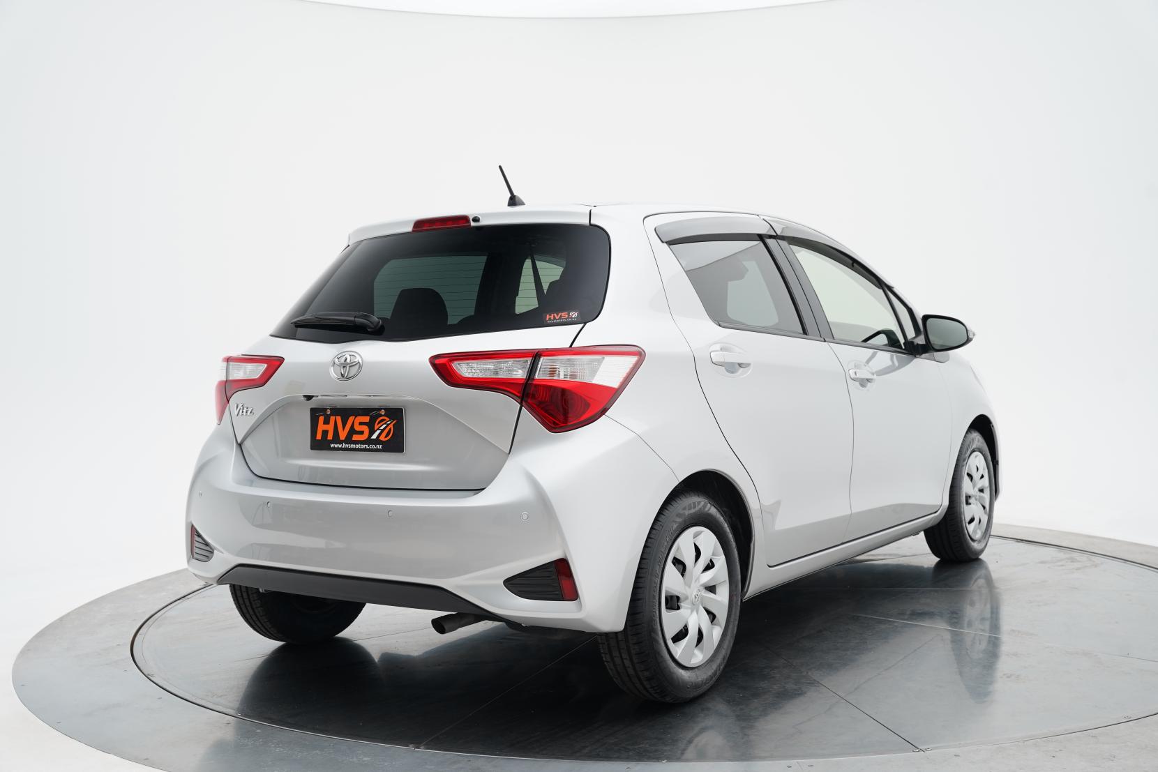 Toyota Vitz 1.3 F