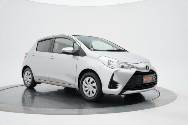 Toyota Vitz 1.3 F