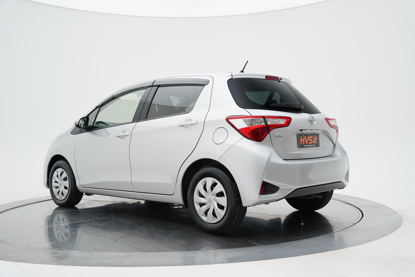 Toyota Vitz 1.3 F