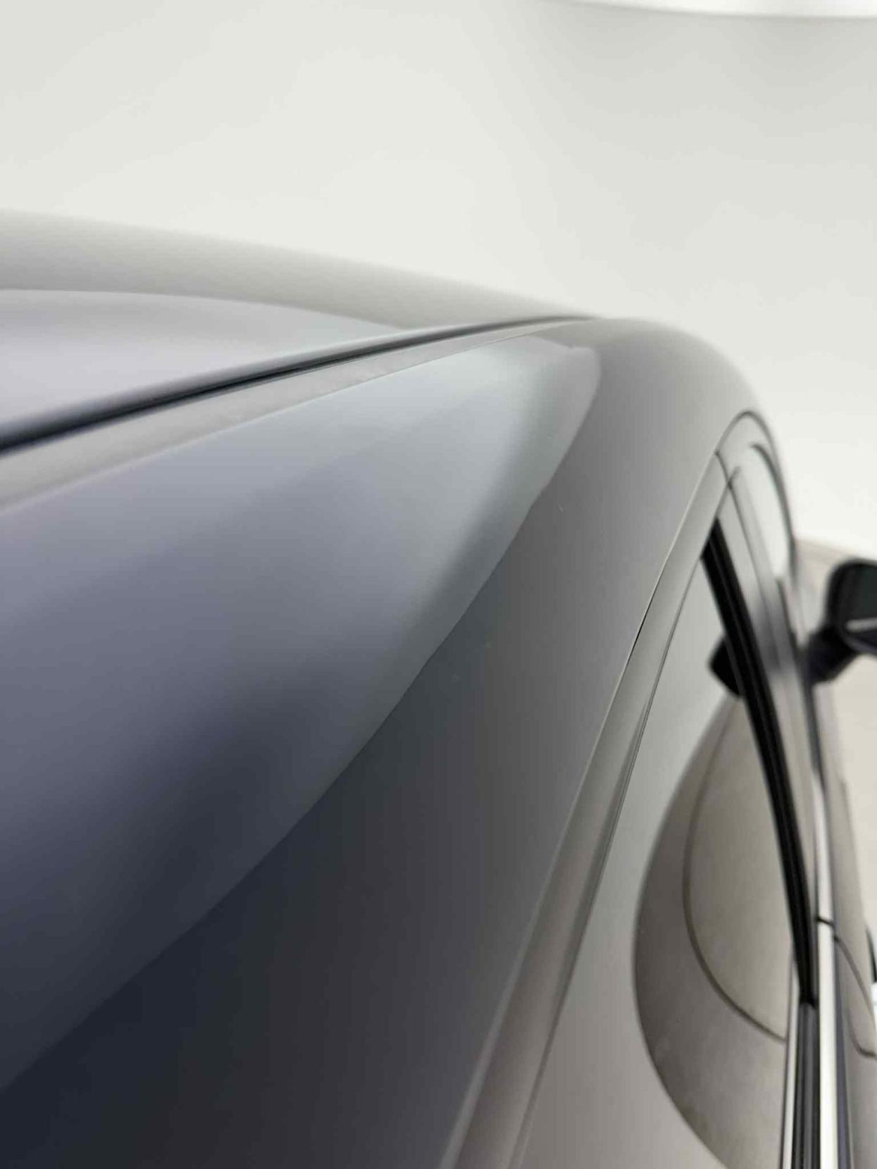 Mazda Axela 2.0 SPORT 20S TOURING