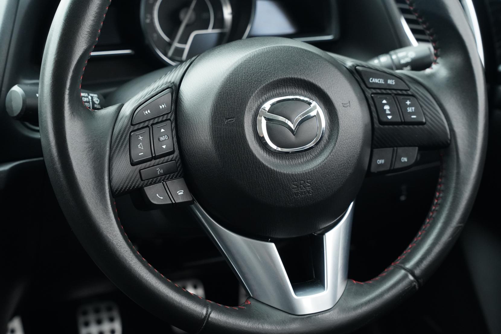 Mazda Axela 2.0 SPORT 20S TOURING