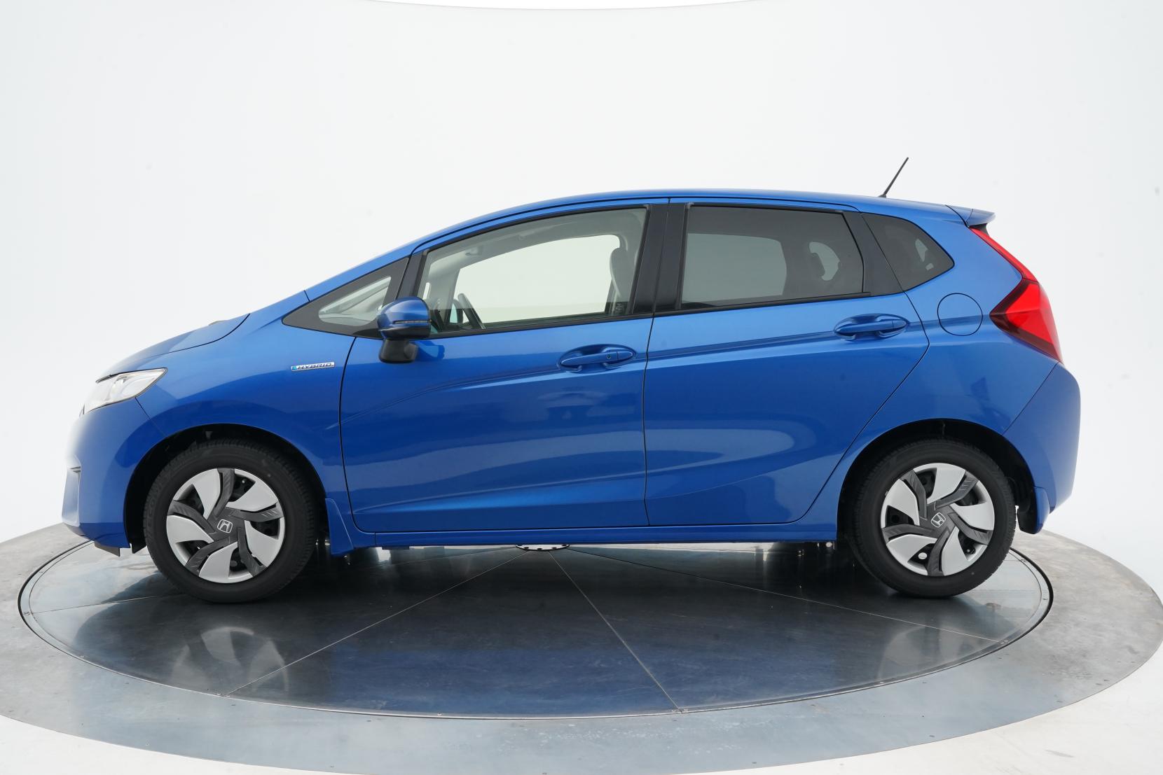 Honda Fit 1.5 Hybrid L PACKAGE