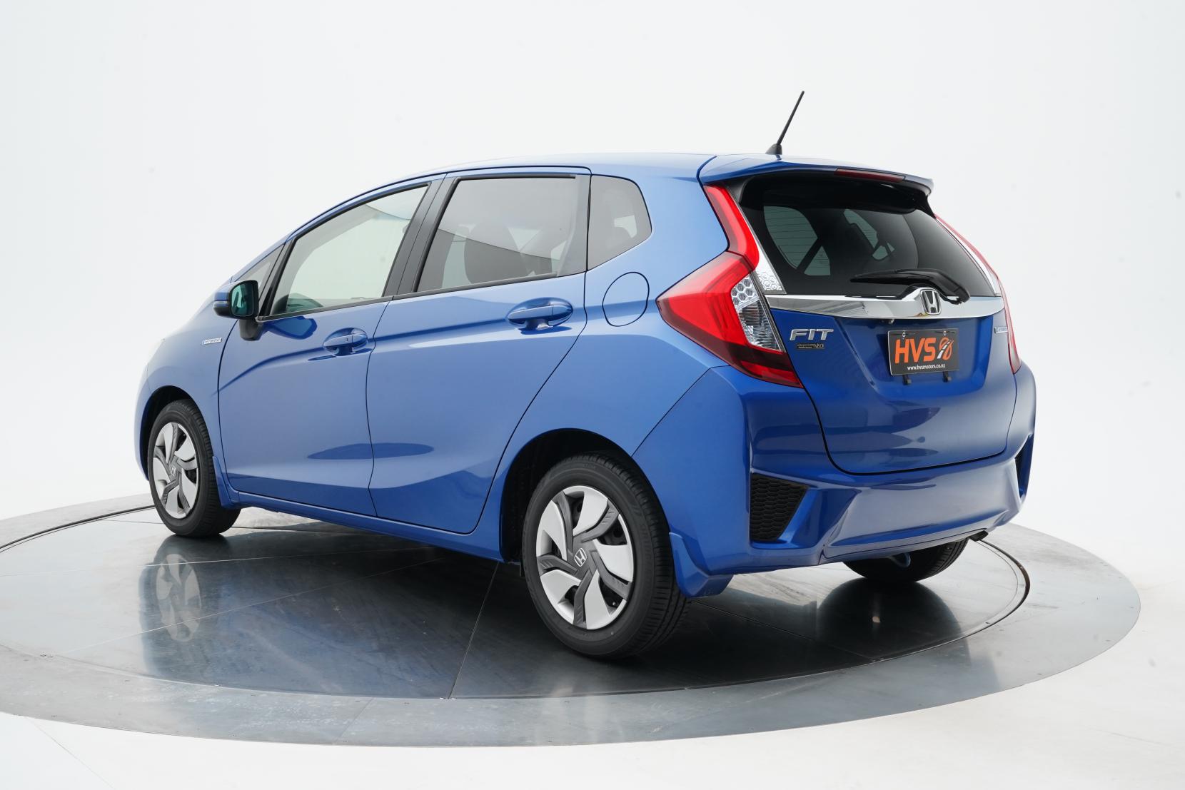 Honda Fit 1.5 Hybrid L PACKAGE