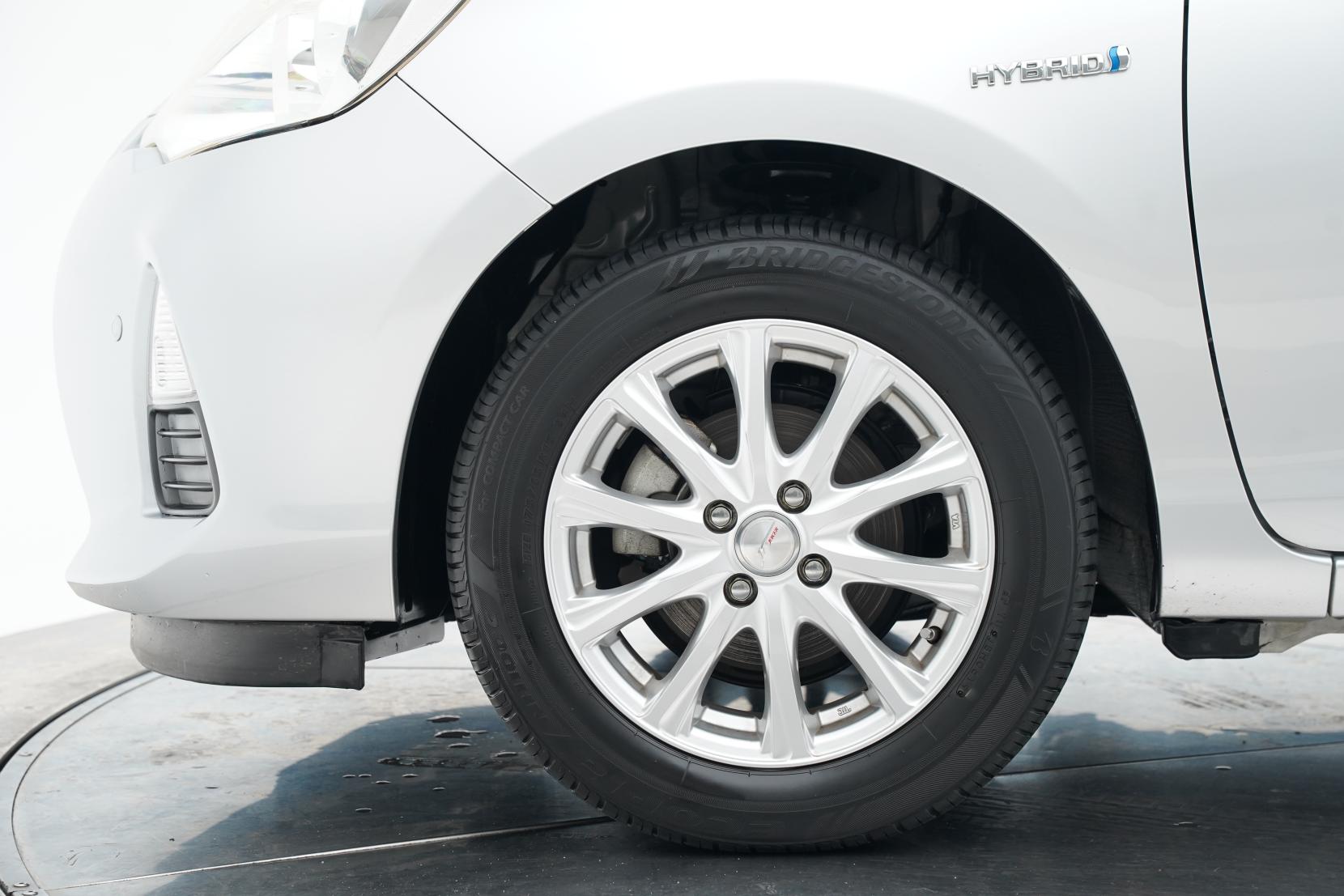 Toyota Aqua 1.5 G PUSH START