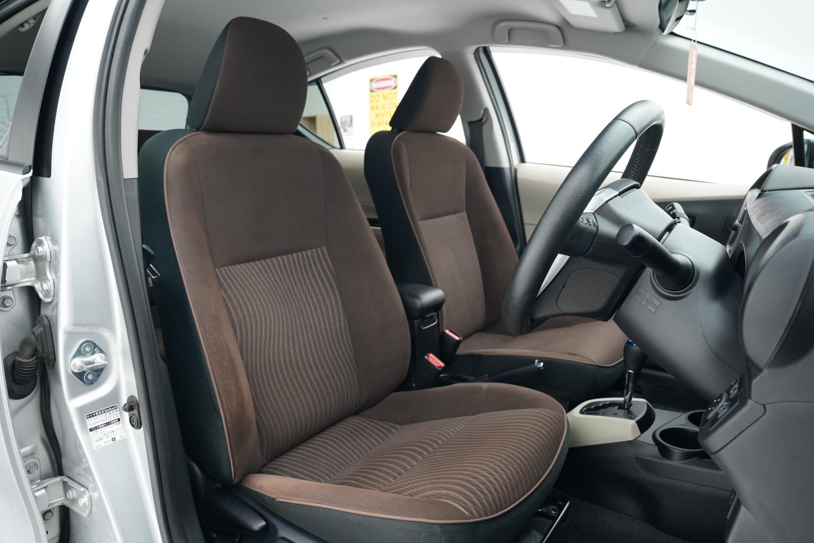 Toyota Aqua 1.5 G PUSH START