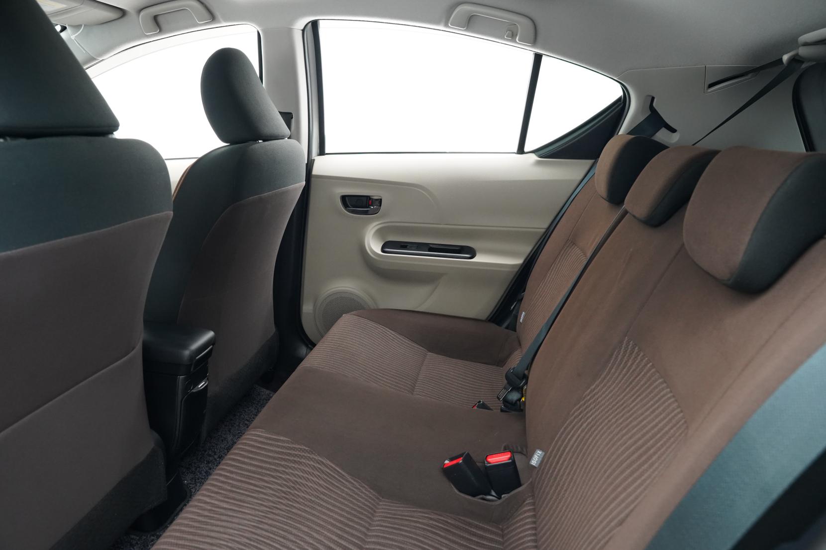 Toyota Aqua 1.5 G PUSH START