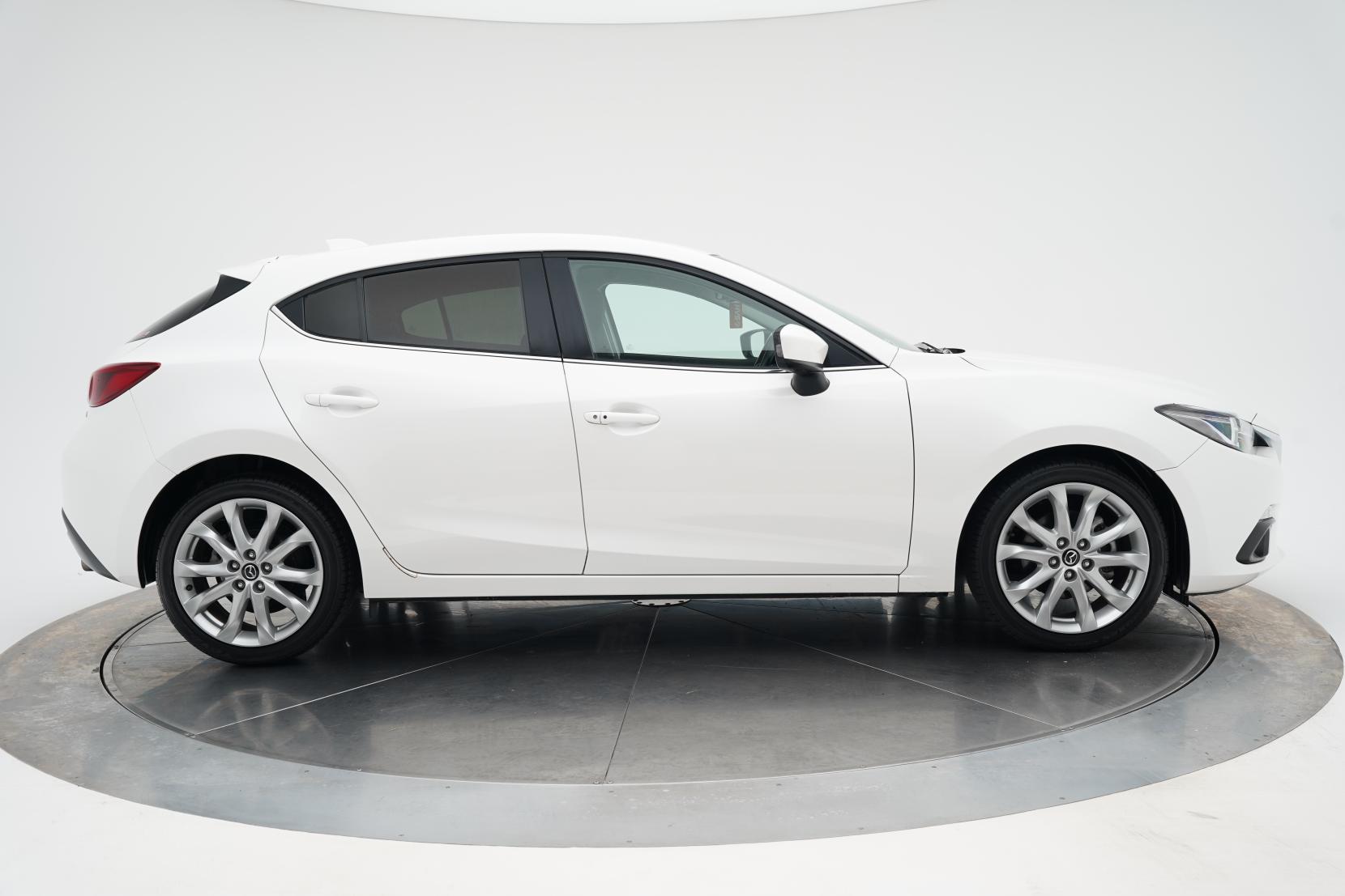 Mazda Axela SPORT 20S TOURING