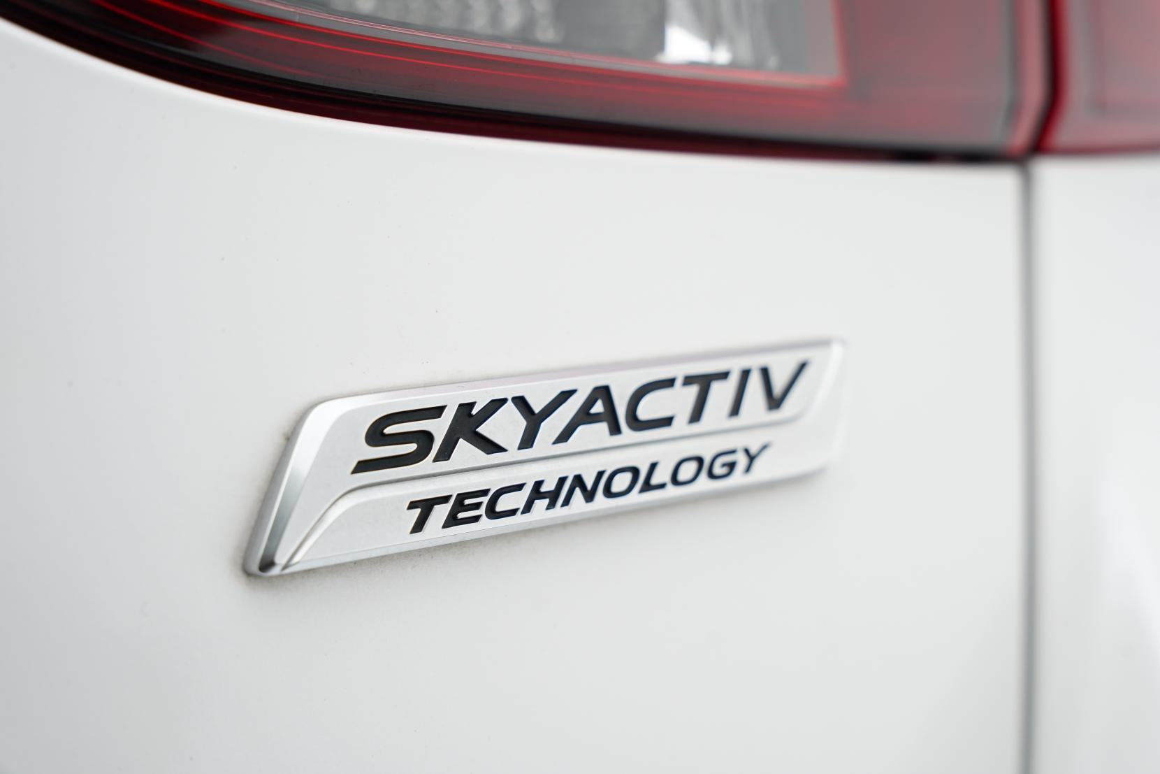 Mazda Axela SPORT 20S TOURING